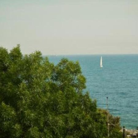 فيلا Ghianda Marina Vista Mare Stupenda E 100 Mt Dalla Spiaggia, Accanto Pineta كاسْتيلونْشيلّو المظهر الخارجي الصورة